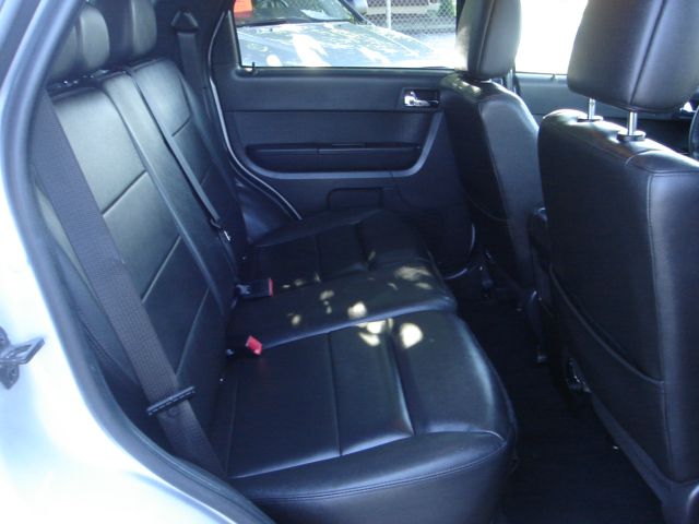 Ford Escape 2011 photo 15