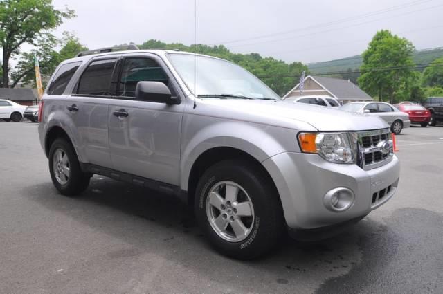 Ford Escape 2011 photo 1