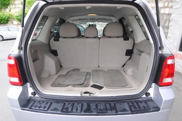 Ford Escape 2011 photo 10