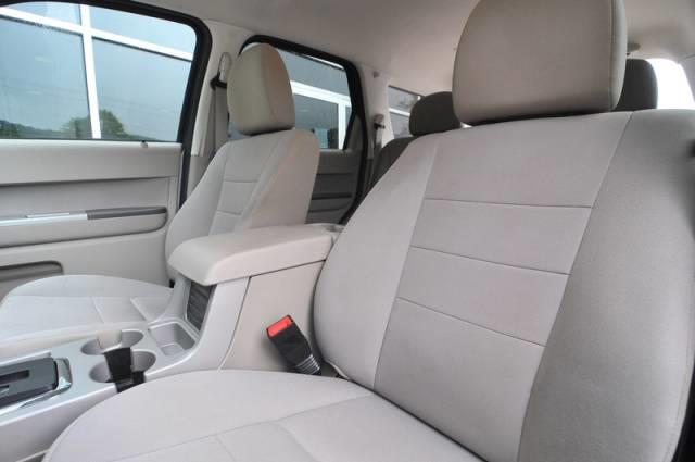 Ford Escape 2011 photo 14