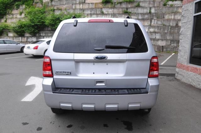 Ford Escape 2011 photo 6