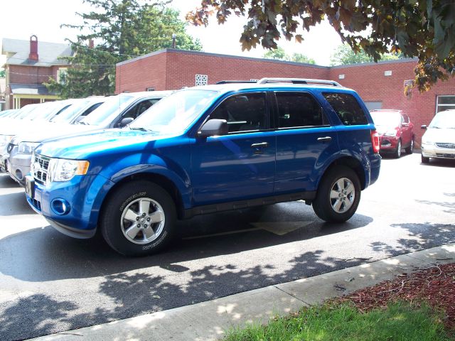 Ford Escape 2011 photo 1