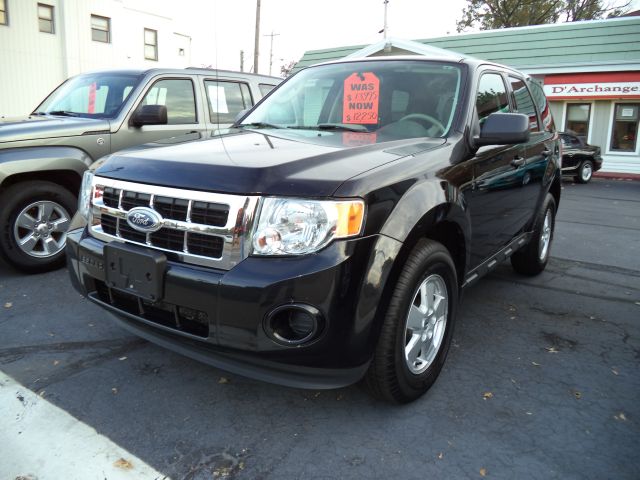 Ford Escape 2011 photo 1