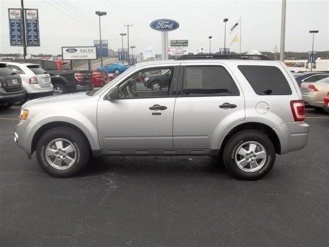 Ford Escape 2011 photo 4