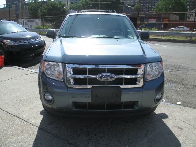 Ford Escape 2011 photo 3