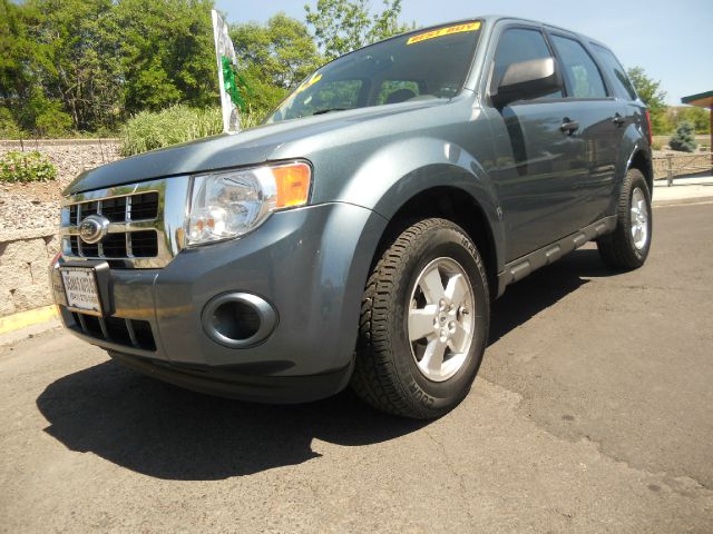 Ford Escape 2011 photo 3