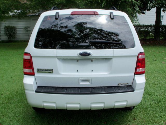 Ford Escape 31 FOOT SUV