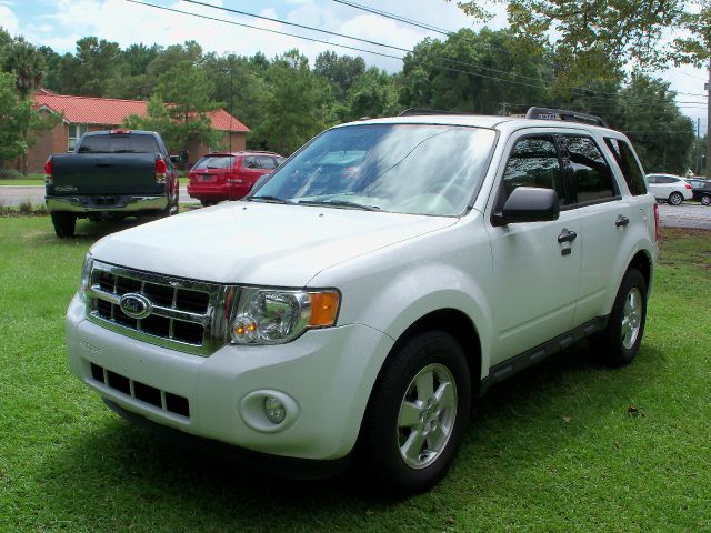 Ford Escape 2011 photo 3