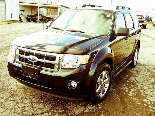 Ford Escape 2011 photo 1