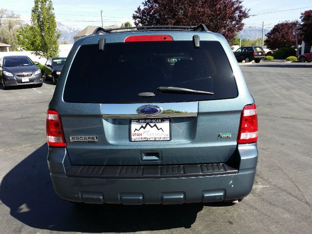 Ford Escape 2011 photo 4