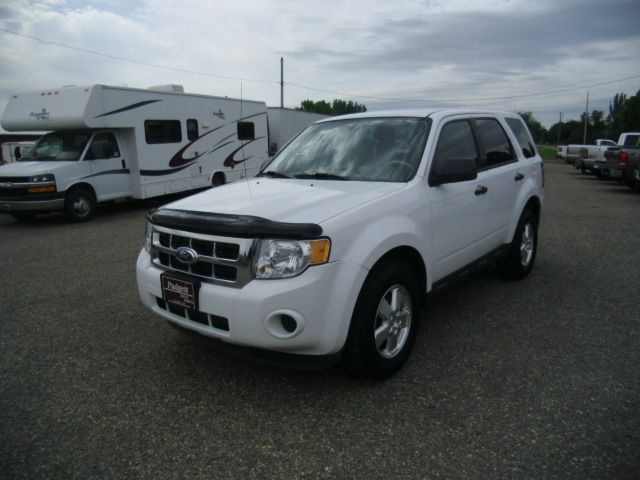 Ford Escape 2011 photo 2