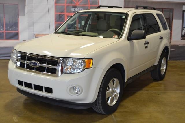 Ford Escape 2011 photo 11