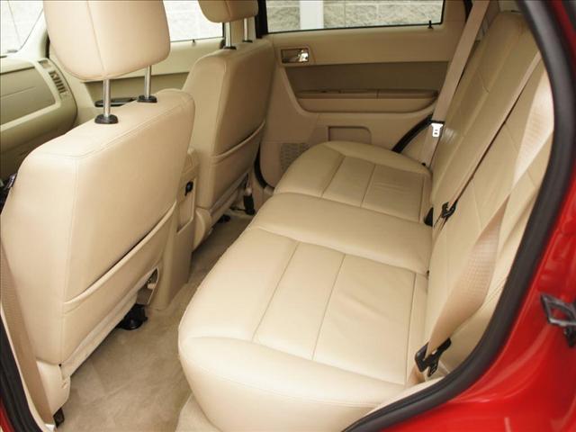 Ford Escape 2011 photo 3