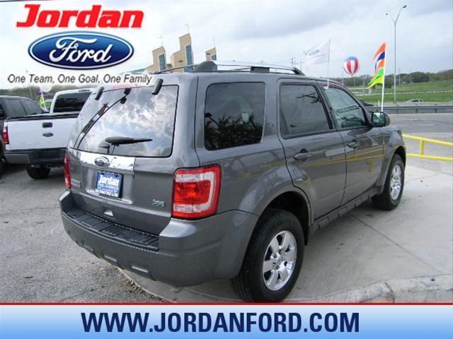 Ford Escape 2011 photo 4
