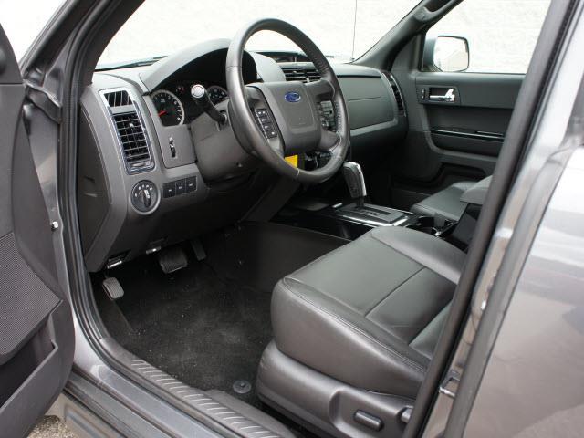 Ford Escape SLT 25 SUV