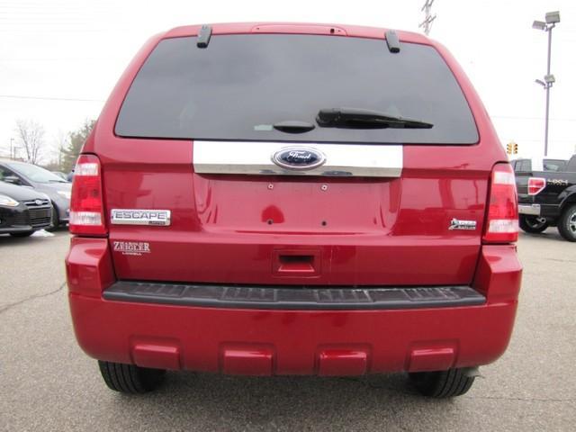 Ford Escape 2011 photo 3