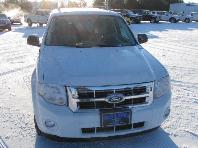 Ford Escape 2011 photo 4