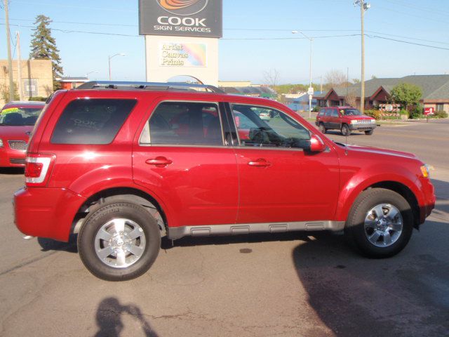 Ford Escape 2011 photo 1