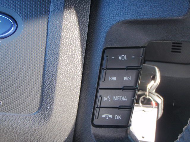 Ford Escape 2011 photo 34