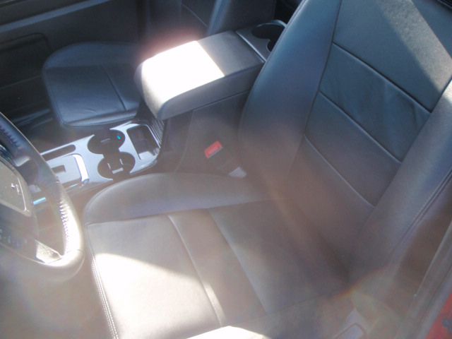 Ford Escape 2011 photo 8