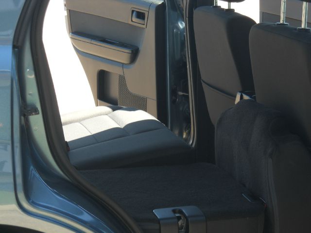 Ford Escape 2011 photo 9