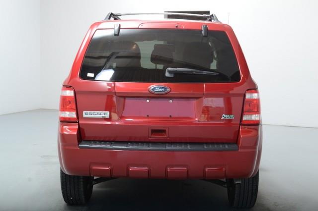 Ford Escape 2011 photo 1