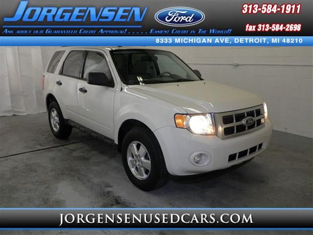 Ford Escape 2011 photo 4