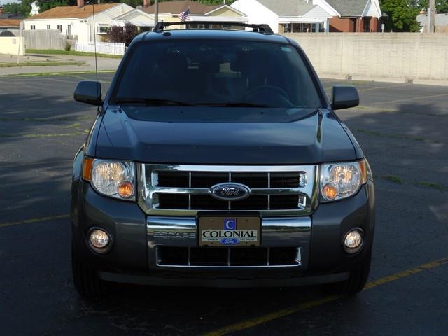 Ford Escape 2011 photo 2