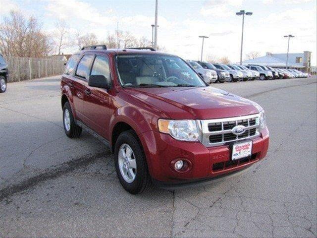 Ford Escape 2011 photo 2