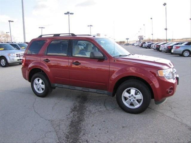 Ford Escape 2011 photo 4