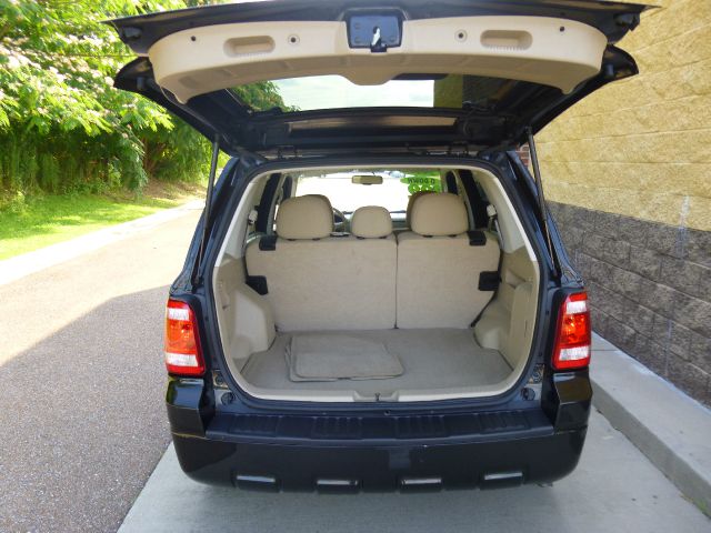 Ford Escape 2011 photo 35