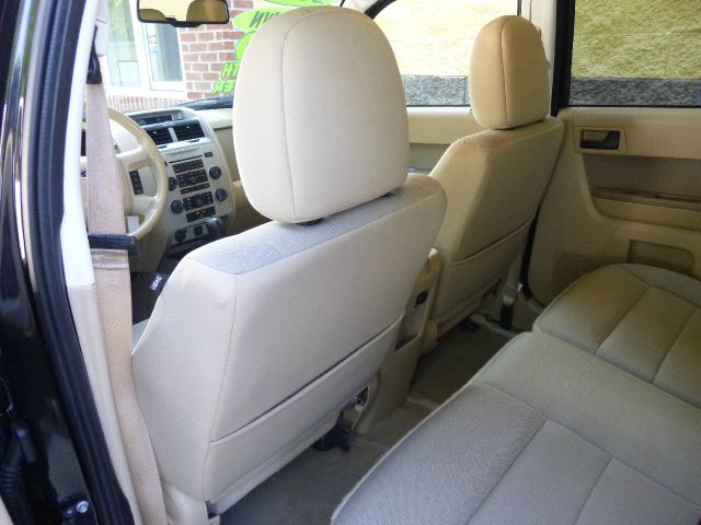 Ford Escape 2011 photo 45