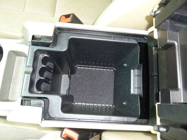 Ford Escape 2011 photo 46