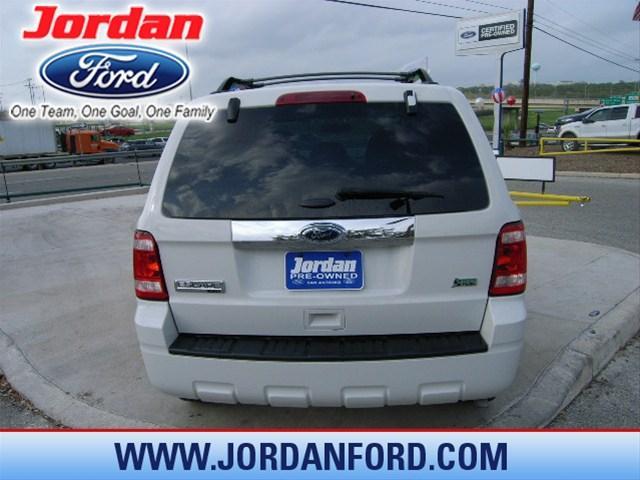 Ford Escape 2011 photo 3