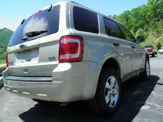 Ford Escape 2011 photo 17