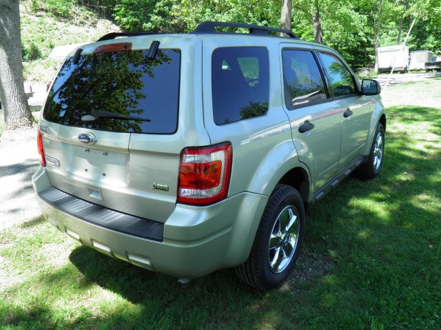 Ford Escape 2011 photo 9