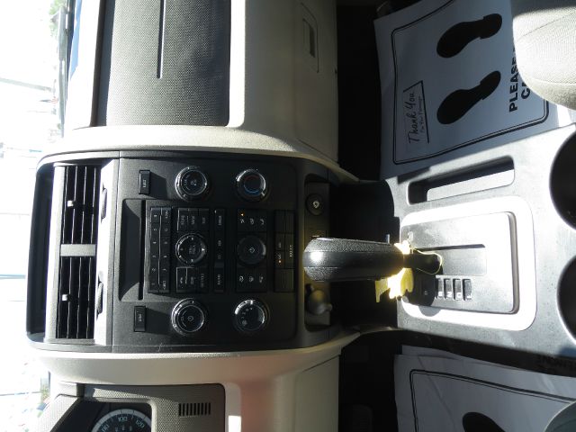 Ford Escape 2011 photo 10