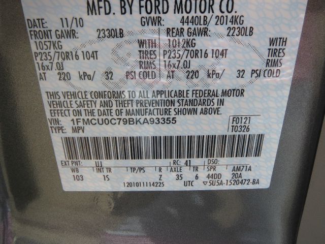 Ford Escape 2011 photo 2