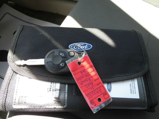Ford Escape 2011 photo 6