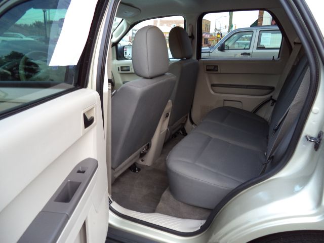 Ford Escape 3500 Cummins Diesel SUV