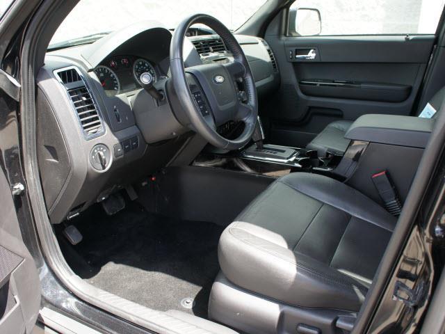 Ford Escape 2011 photo 1