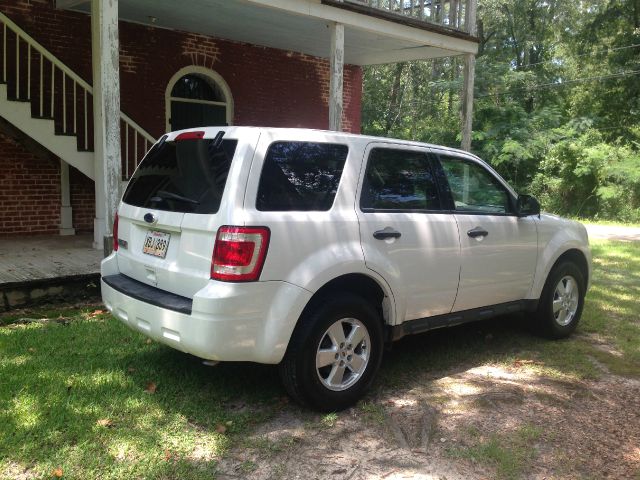 Ford Escape 2011 photo 1