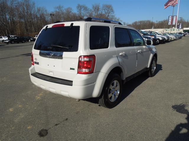 Ford Escape 2011 photo 1