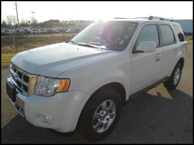 Ford Escape 2011 photo 2