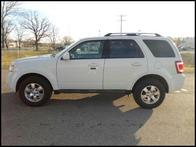 Ford Escape 2011 photo 3