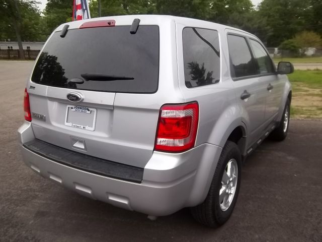 Ford Escape 3500 Cummins Diesel SUV