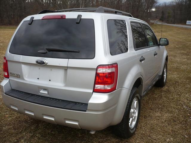 Ford Escape 2011 photo 4