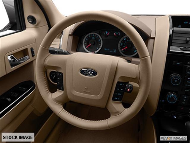 Ford Escape 2011 photo 3