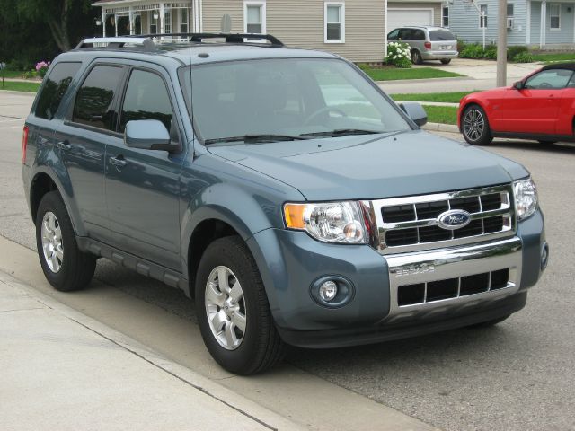 Ford Escape 2011 photo 1