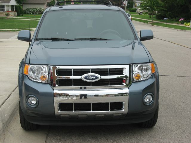 Ford Escape 2011 photo 2